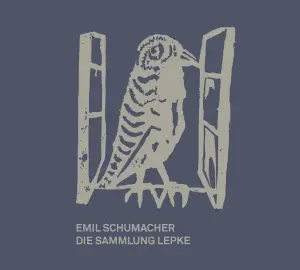 Katalog-Cover mit lila Leineneinband und einem stilisierten, grauen Vogel auf einer Fensterbank sitzend in Holzschnittoptik.